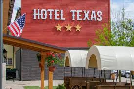 How to Find Good Hotels in Texas images (4)
